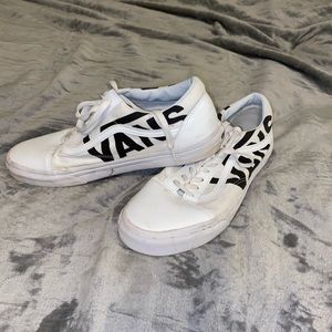 Vans Old Skool Shoes